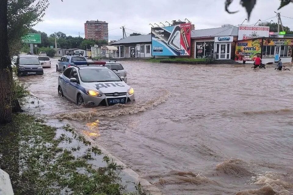 Уссурийск наводнение. Такмак запорожская область обстрелы. Последние новости уссурийска сегодня. Уссурийск сегодня. Уссурийск время сейчас.