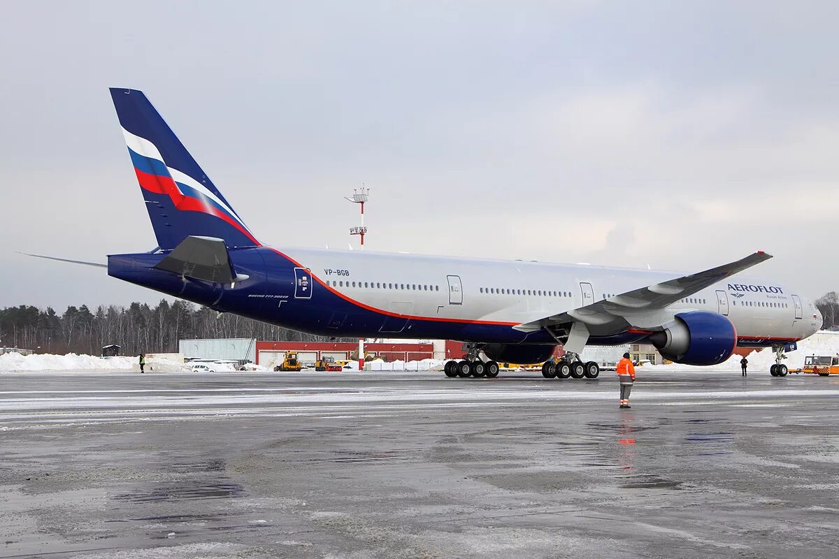 Aeroflot boeing. Боинг 777 Аэрофлот. Boeing 777-300er Аэрофлот. Самолет Боинг 777 300 Аэрофлот. Аэрофлот самолеты Боинг 777 Хабаровск.