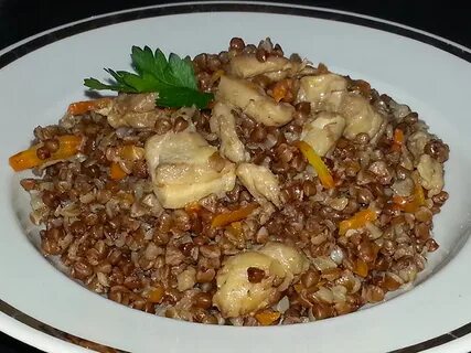 Рецепт вкусной гречки с мясом на сковороде