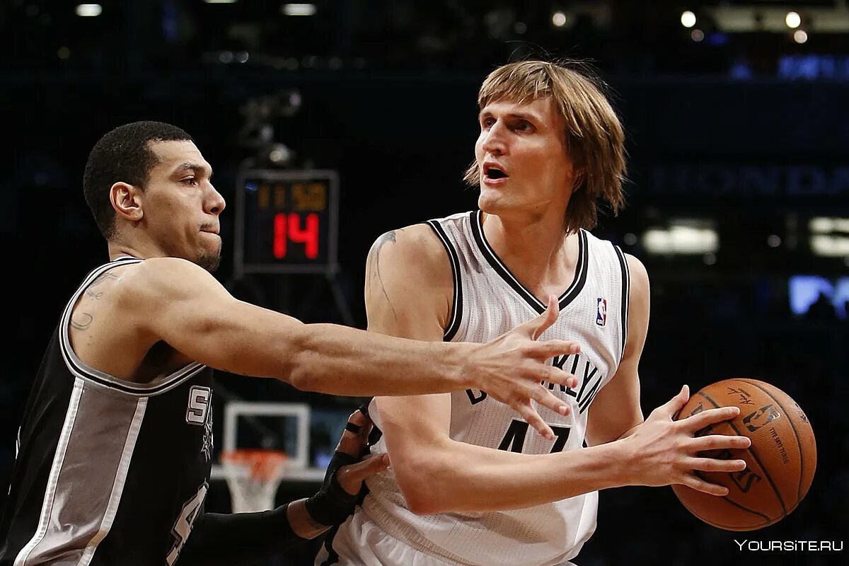 Баскетболист. Derrick rose 2017. Баскетбол является. Allen iverson kobe bryant. Игра баскетбол.