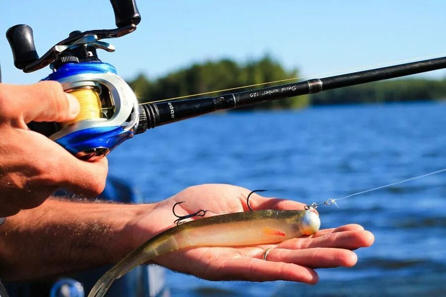 Удочка спиннинг. Удочка для рыбалки спиннинг. Спиннинг и катушка для твичинга. Удочка для рыбалки собранная. Спиннинг red fish spin.