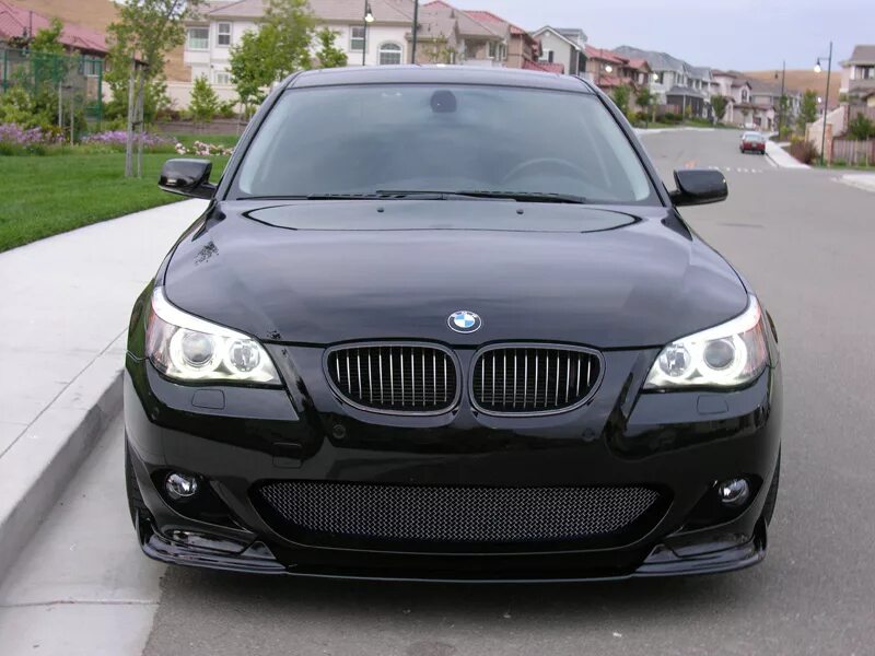 БМВ 5 е60. BMW 5 e60 черная m paket. BMW e60 Restyling. BMW e60 Рестайлинг.