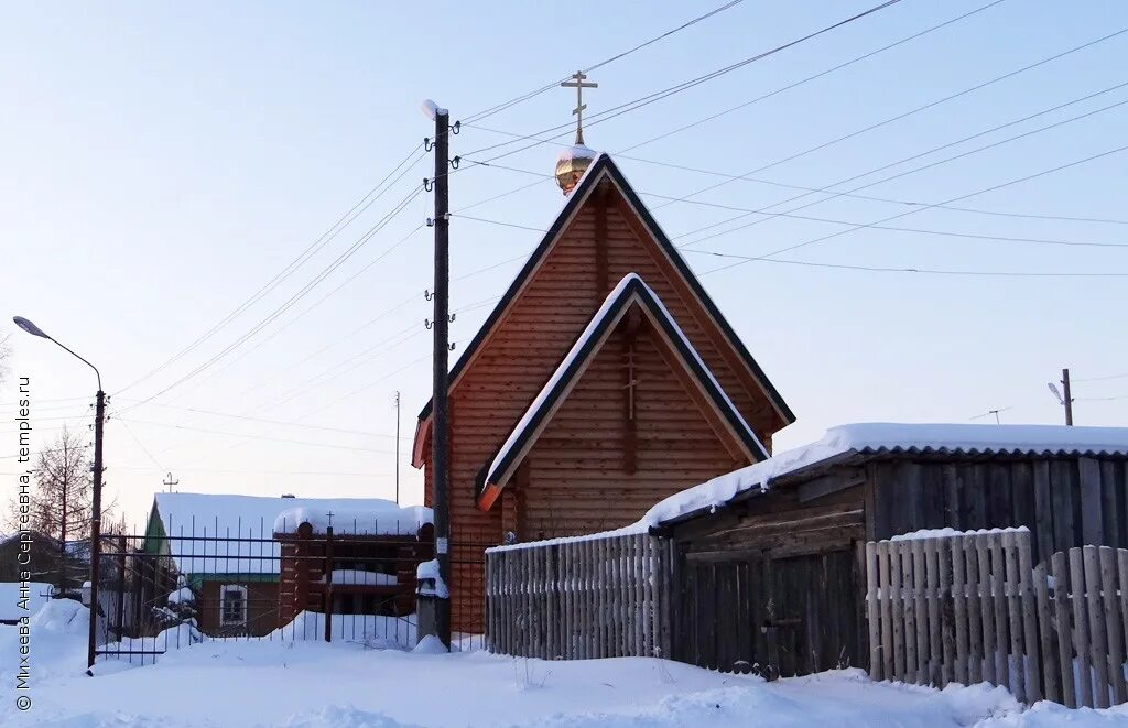 Студенец усть вымского. Церковь Студенец Коми. Посёлок Студенец Усть Вымский район. Студенец Коми Усть-Вымский район. Село Студенец Республика Коми.