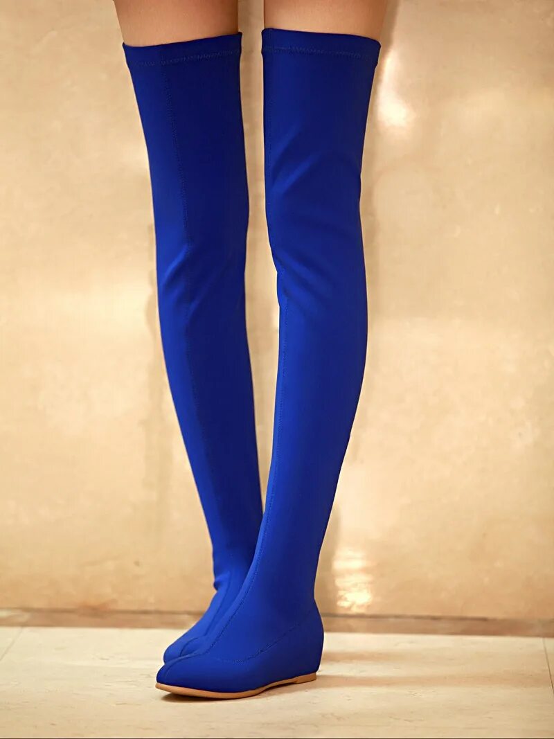 Сапоги velvet velvet. Сапоги чулки. Ботфорты синие замшевые. Бархатные сапоги чулки zara. Синие ботфорты.