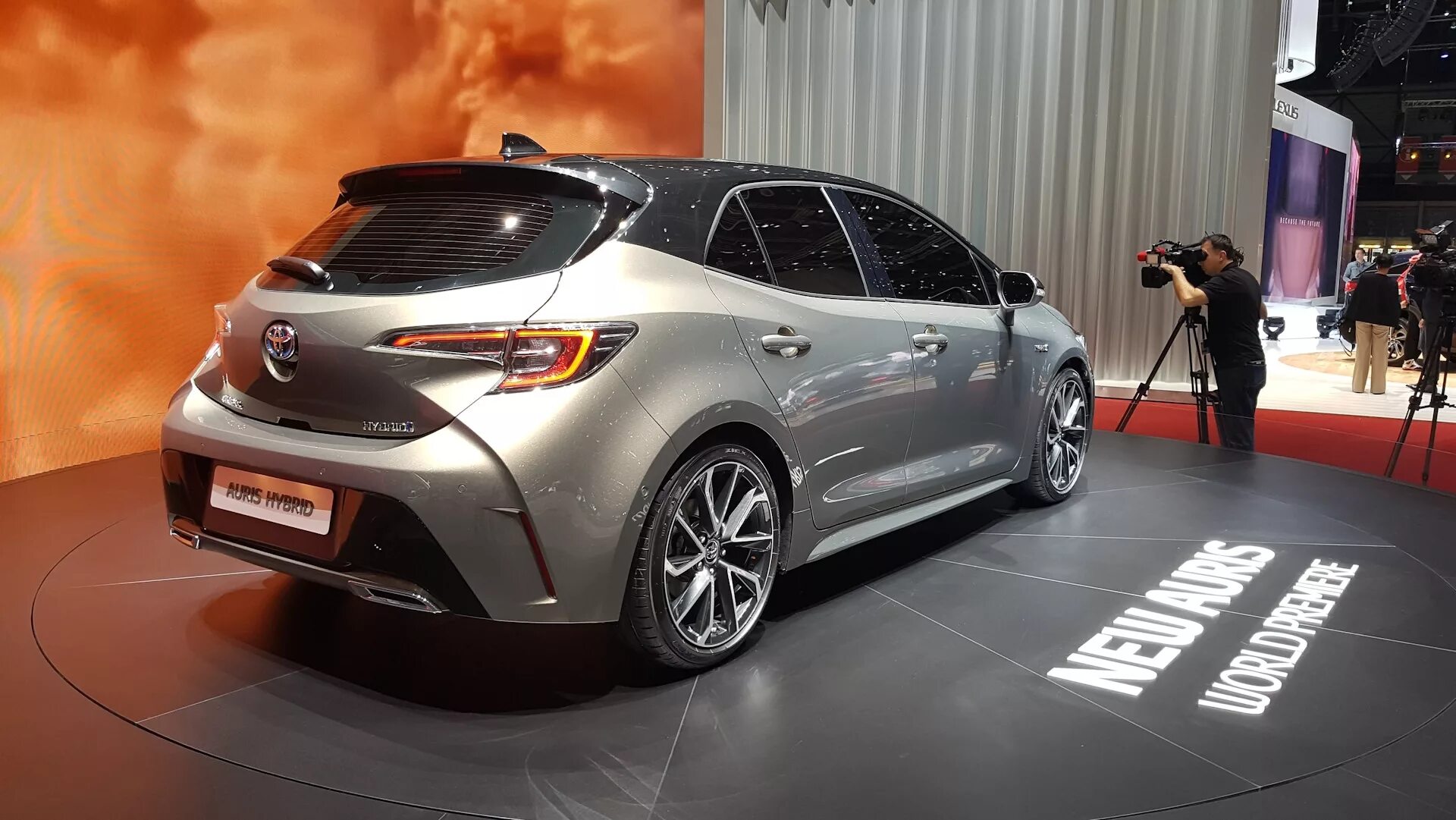 Тойота аурис новая. Тойота аурис хэтчбек 2020. Тойота аурис 2021 новая. Toyota Auris 3 поколение.