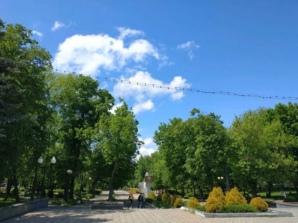 Парк в партизанском. Парк Партизанской славы Витебск. Витебск парк Ленина. Сквер Партизанской славы. Витебск парк Партизанской славы фото.