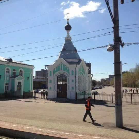 Жд череповец телефон. Ж/Д вокзал Череповец. Череповецкий вокзал. ЖД вокзал Череповец. Церковь вокзал Череповец.