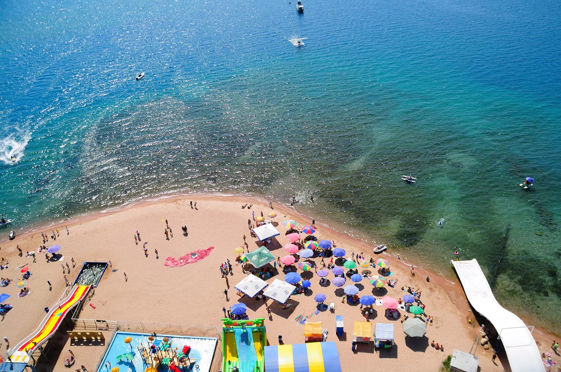 Золотые пески бостери. Золотые пески киргизия. золотые пески иссык куль. пляж золотые пески иссык куль. иссык-куль золотые пески 2025.