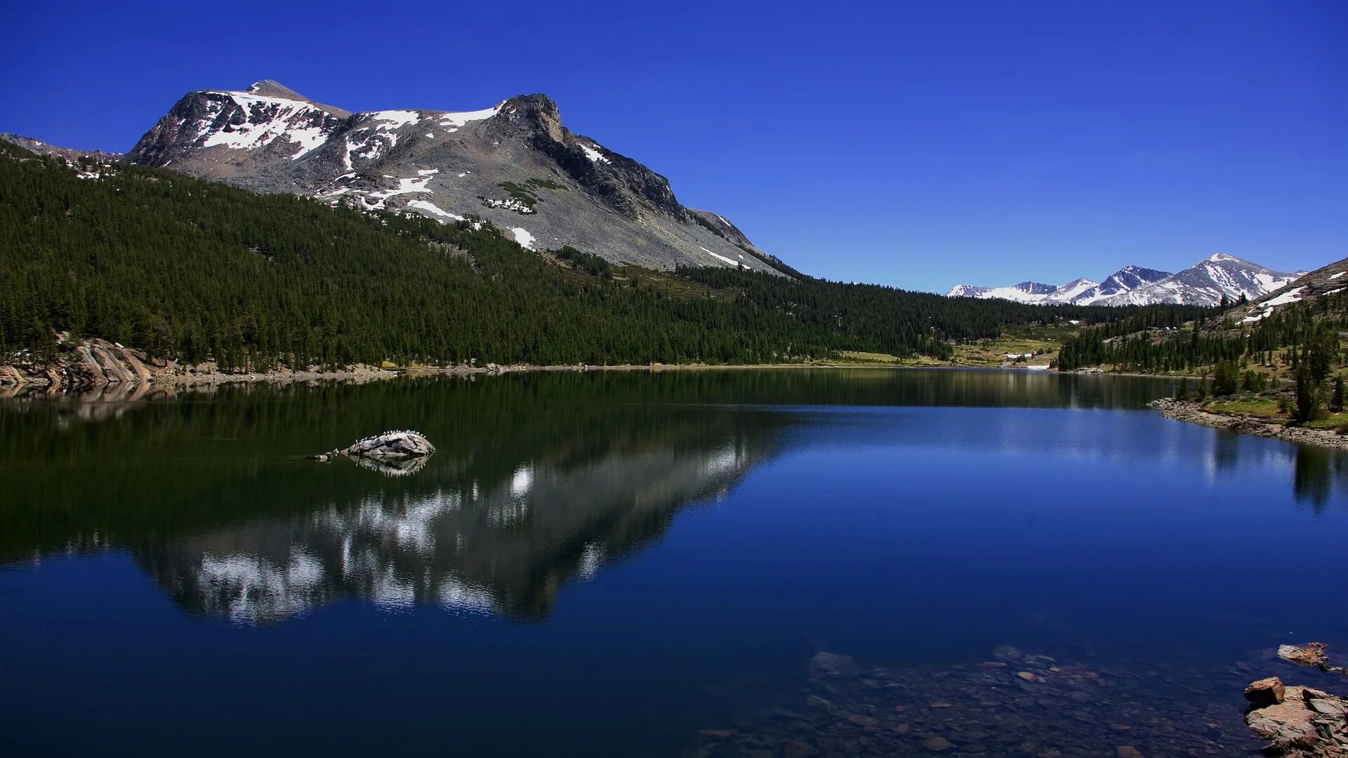 Озеро Линдерман. Озеро Линдерман Аляска. Linux Mint Cinnamon. Каракольские озера.