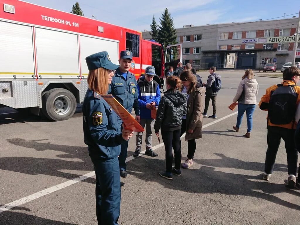 Ундпр гу мчс россии. ВДПО курортного района. МЧС ОНДПР. СПБ пожарная часть курортного района. Начальник ОНДПР МЧС Г Анапа.