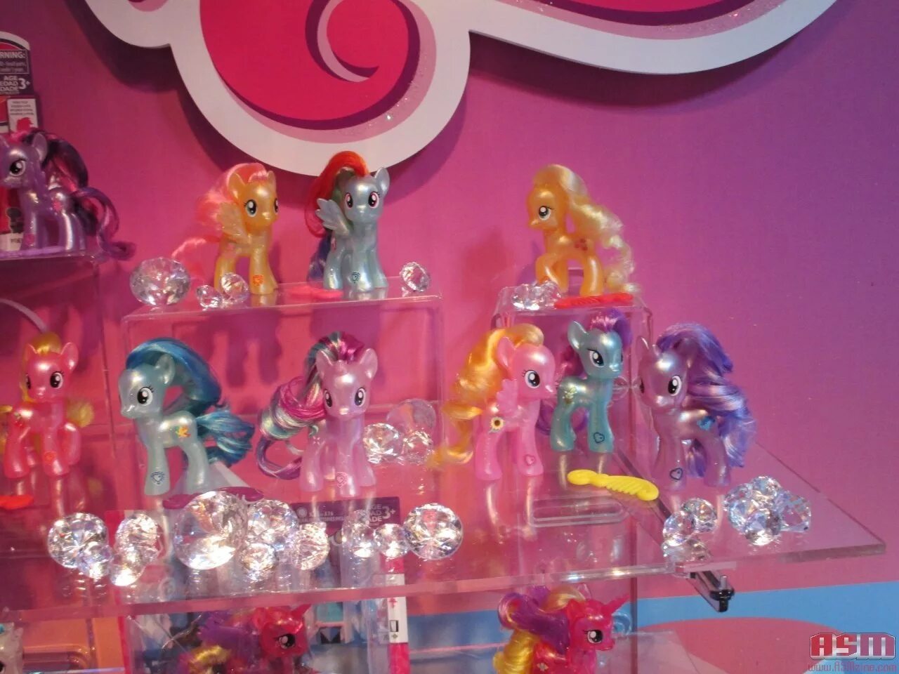 My little Pony игрушки 2016. Алиса магазин игрушек my little Pony. Коллекция пони игрушки. Магазин игрушек пони.