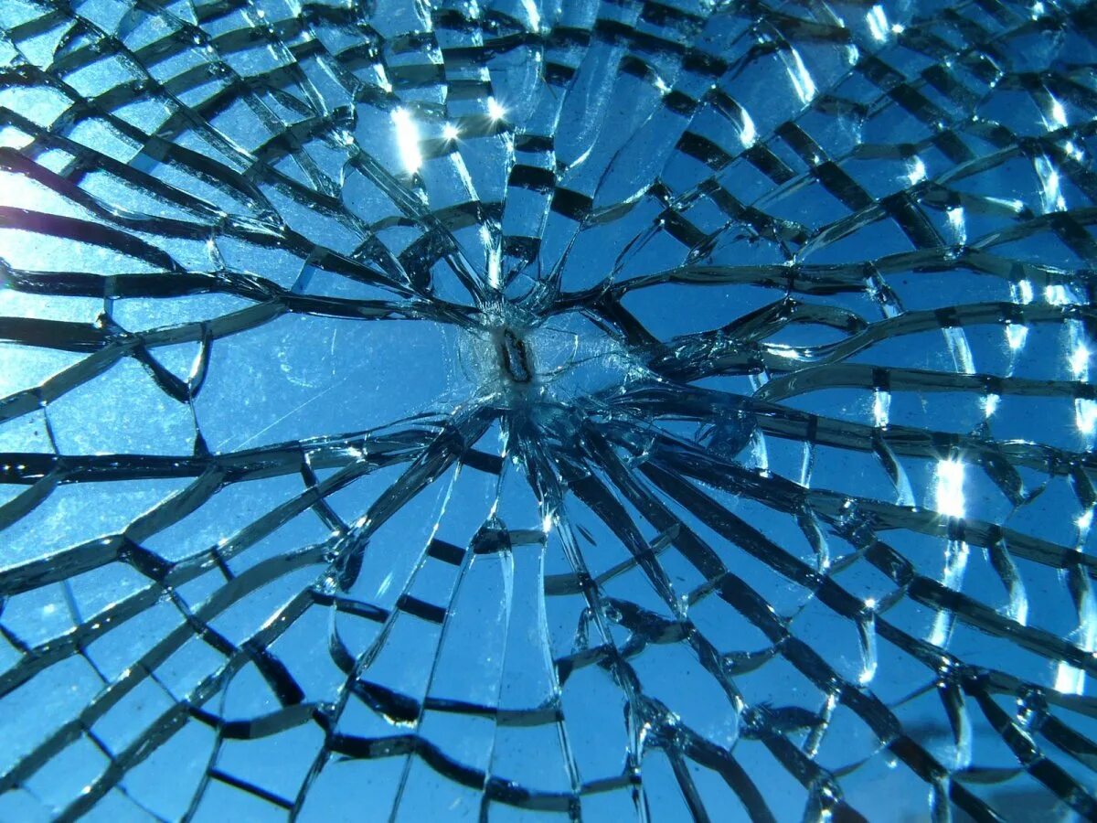 Стеклянные трещины. Стекло. Разбитое стекло. Треснутое стекло. Красивое стекло.