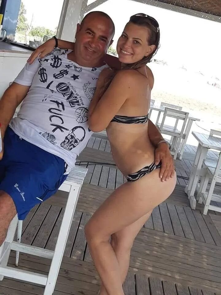 Русские девушки в турции. Парень узнал что девушка изменила с турком. Турки и русские девушки. Парень узнал что девушка изменила с турком. Скандал в ресторане.