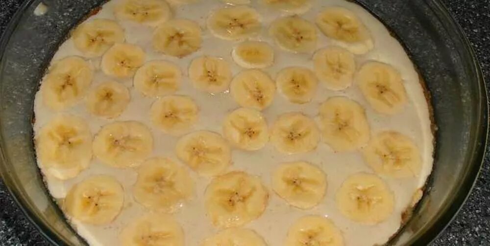 пирог с бананом и яблоком в духовке.