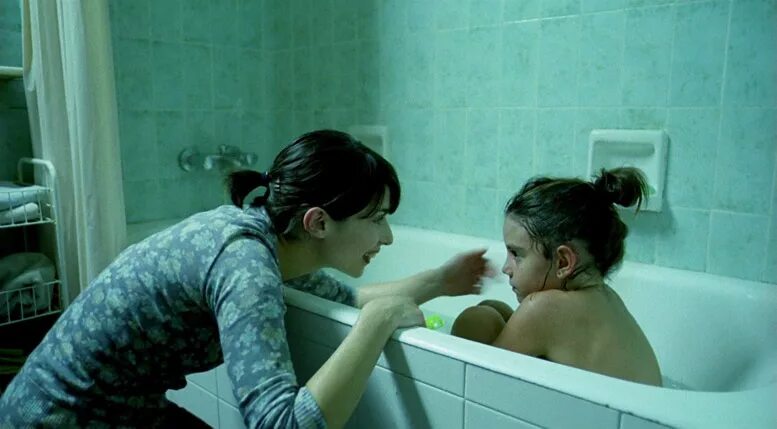 детские игры 2012. недетские игры фильм 2012. фильм dictado 2012. магика перес. голодные игры на первом канале.