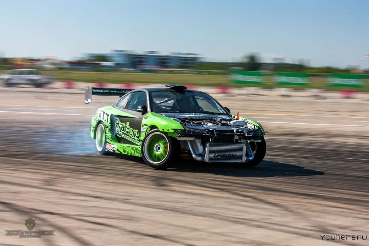 Какой дрифт. Nissan silvia 15 дрифт. nissan silvia s15 дрифт. nissan silvia s15 drift корч. nissan silvia s13 drift корч.