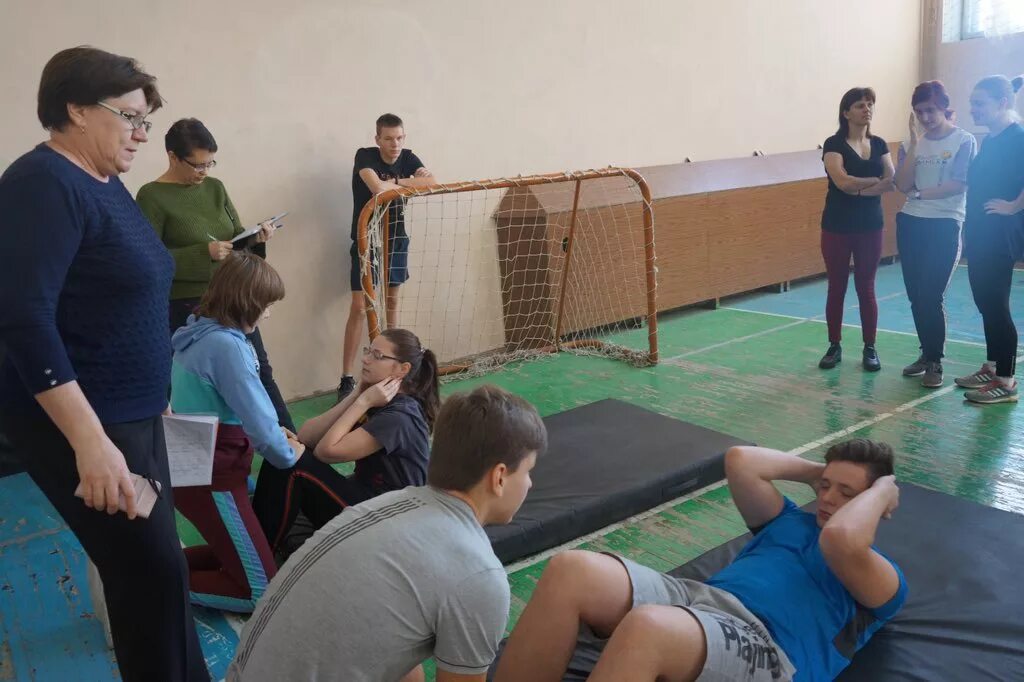 Образовательный центр лидер кинель. Школа 5 кинель лидер. Кинель-черкасская школа 3. О кинель. Кинель-черкассы школа.