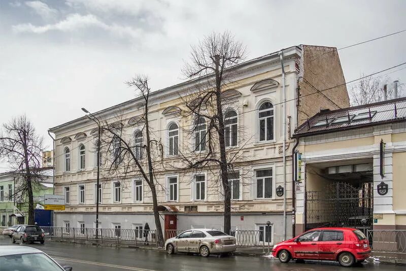 Казань улица бутлерова 14. Бутлерова 41 казань глазная поликлиника. Бутлерова 41 офтальмология казань. Республиканская клиническая офтальмологическая больница казань. Регистратура на бутлерова казань.