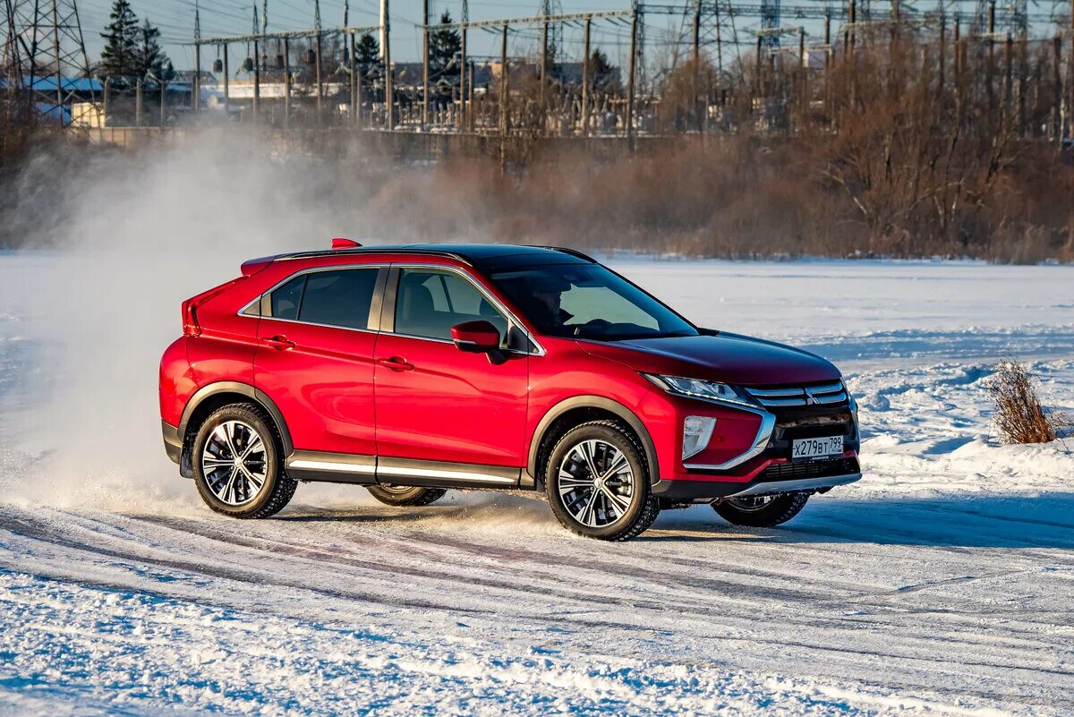 Мицубиси Эклипс кросс. Кроссовер Митсубиси Эклипс кросс. Mitsubishi Eclipse Cross 2018. Митсубиси Эклипс паркетник. Мицубиси храндер кросс