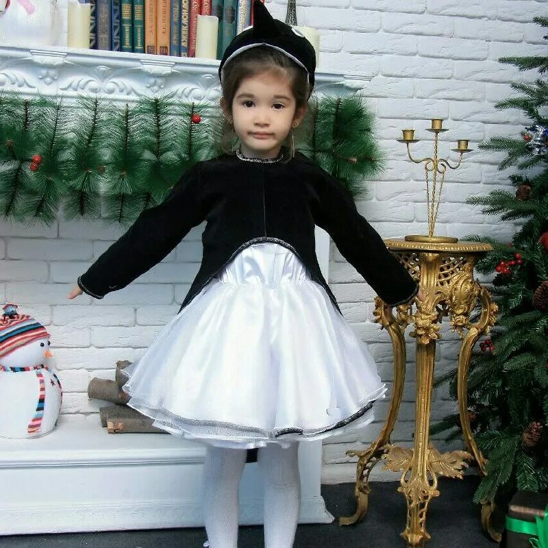 Костюм напрокат юлия. Костюмы напрокат томск. Костюмы на прокат детские в курчатове. Детский маскарад. Прокат карнавальных костюмов оренбург.