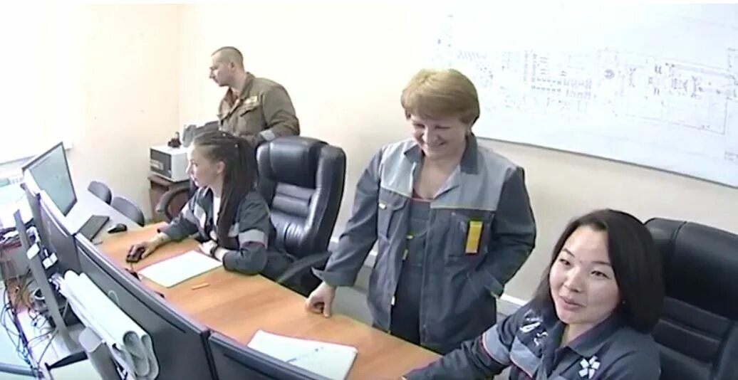 Диспетчер магадан. Полюс магадан омчак. ао полюс магадан поселок омчак. ооо полюс магадан. авакумов полюс магадан.