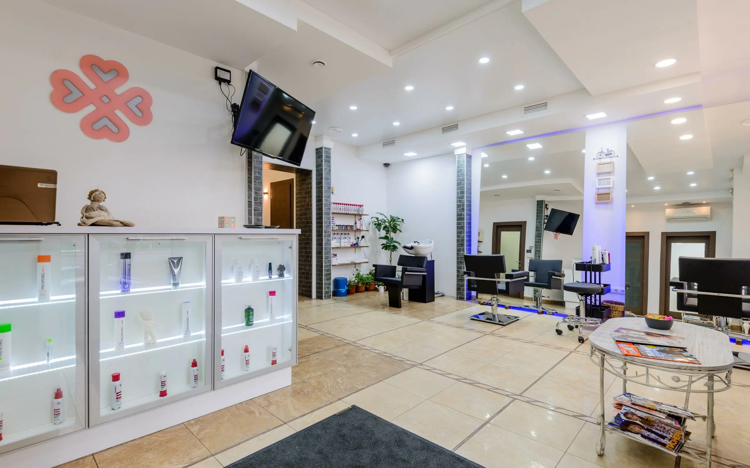 1 сервисный. грязи валенсия салон красоты. эгоистка салон красоты купчино. салон красоты на московском проспекте спб. салон красоты спб.