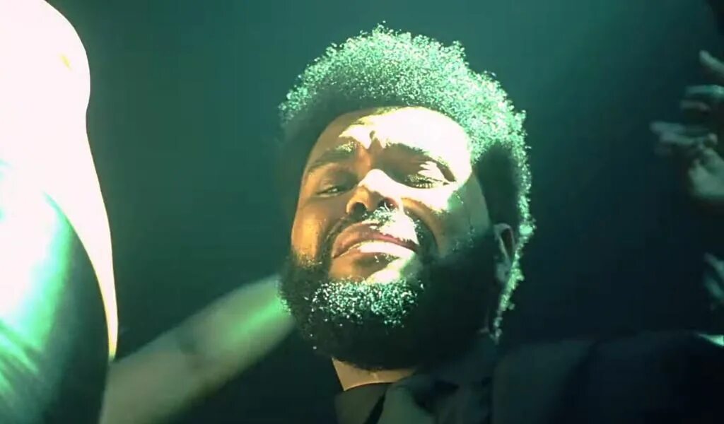 The weeknd rose depp fill void. The weeknd 2025. the weeknd 2025 dawn. the weeknd dawn fm 2025. the weeknd 2025 фото.