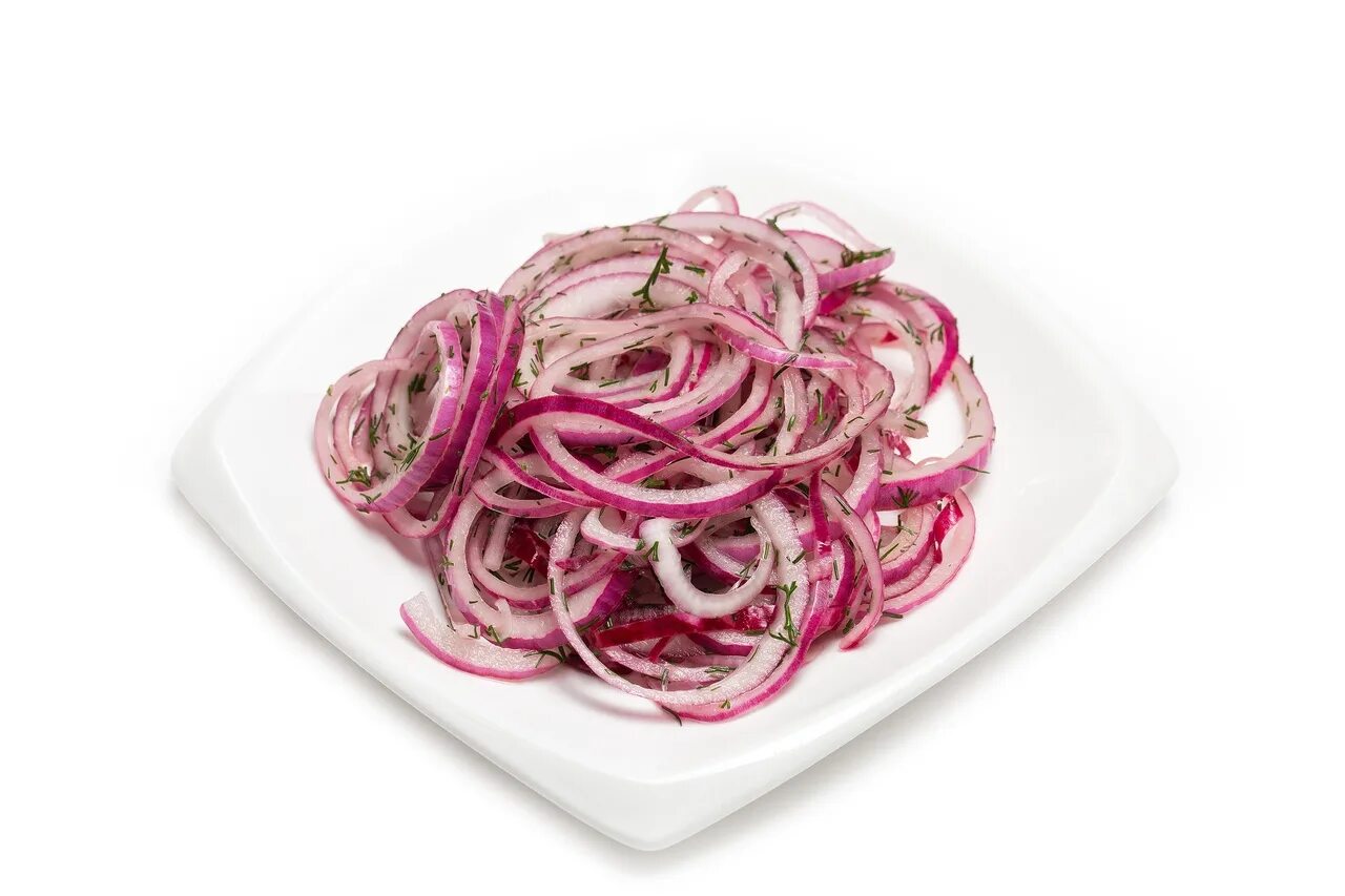 Лук маринованный для шашлыка быстро и вкусно. Маринованный лук. лук салатный красный. маринованный красный лук. лук репчатый маринованный.