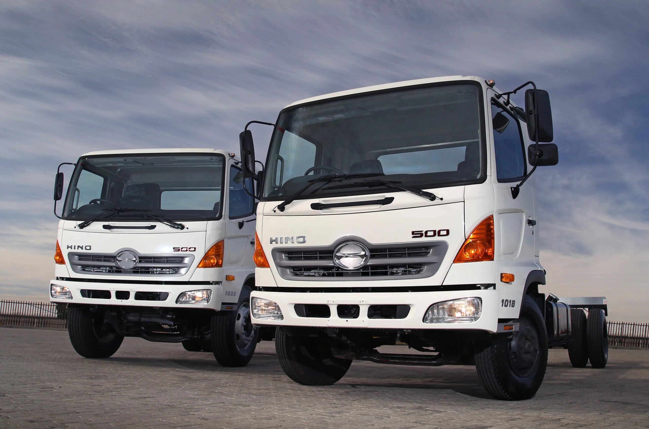 Грузовик Хино 500. Тойота Хино 500. Hino Series 500. Hino a814ea. Купить грузовик хино