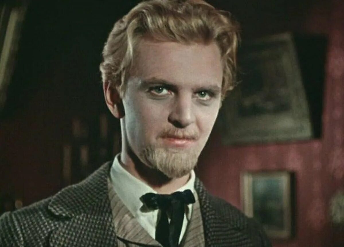 Идиот князь мышкин. Князь мышкин идиот 2003. "идиот" с евгением мироновым (2003). Мышкин актер. Князь мышкин яковлев.