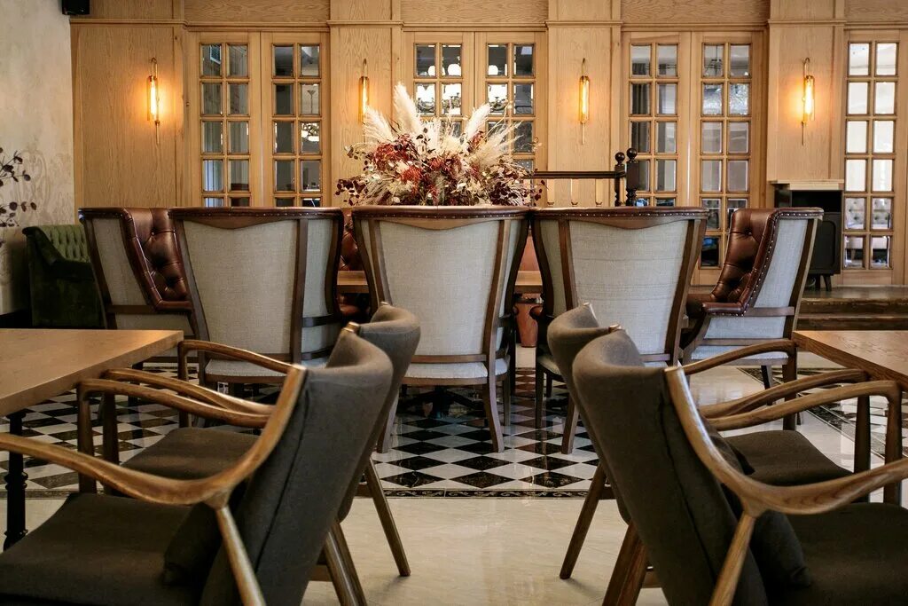 ресторан el gusto. кафе эликсир екатеринбург. гуливани екатеринбург гурзуфская улица. De ville екатеринбург ресторан. белый кролик екатеринбург кафе на вайнера.