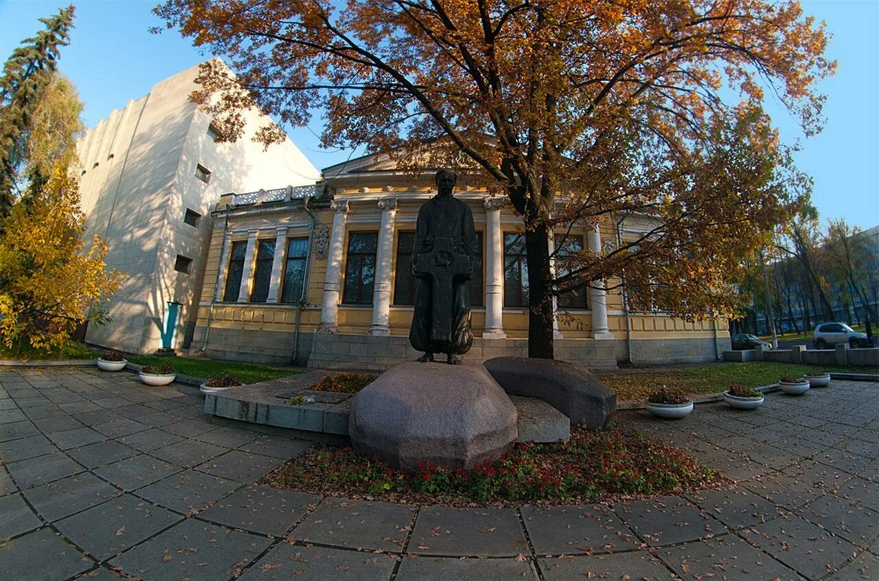 Объект днепр. Мемориальный дом-музей академика д.и. яворницкого днепр. мемориальный дом-музей академика д.и. яворницкого. яворницкий.