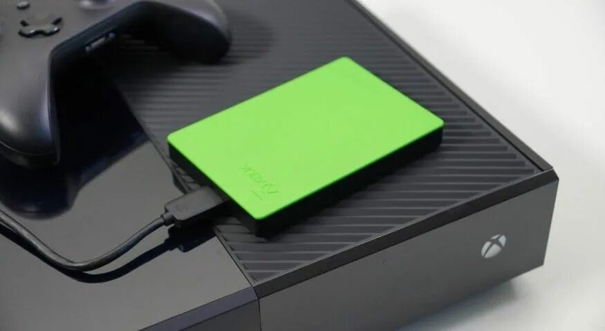 Какой жесткий диск подойдет для xbox. Xbox one s 2tb. xbox one s внешний hdd. внешний жесткий диск на xbox 360. 2tb xbox seagate.