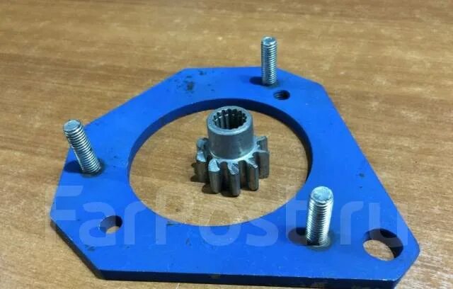 Плита стартера мтз 80. Переходная плита под стартер мтз 80. Переходная пластина на стартер мтз 80. Переходная плита под стартер мтз 80. Плита под стартер мтз 80.