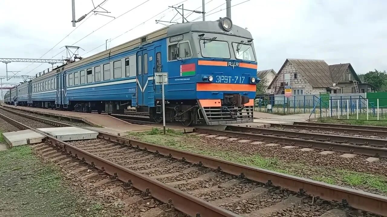 Дизель поезд жлобин. Поезд осиповичи калинкокичи. медбелрос осиповичи. осиповичи украина.