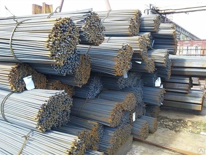 Арматура а500с 10мм. 23 метра металлопрокат. Труба профильная 40x40x2мм 3 м. Склад металлопроката. 23 метра металлопрокат.
