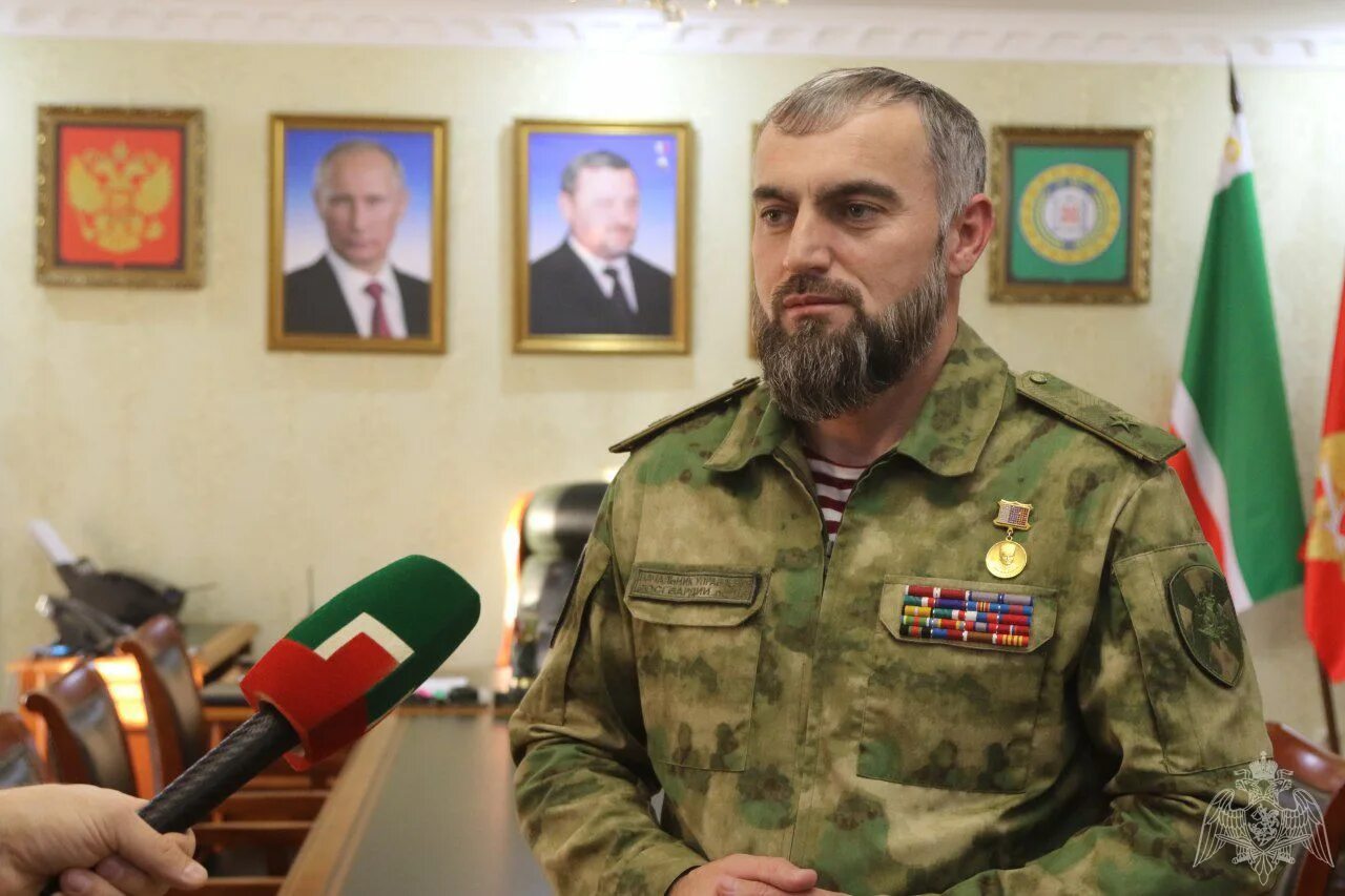 Шарип делимханов. Алибек султанович делимханов генерал. Шарип делимханов. Делимханов шарип султанович. Делимханов шарип генерал.