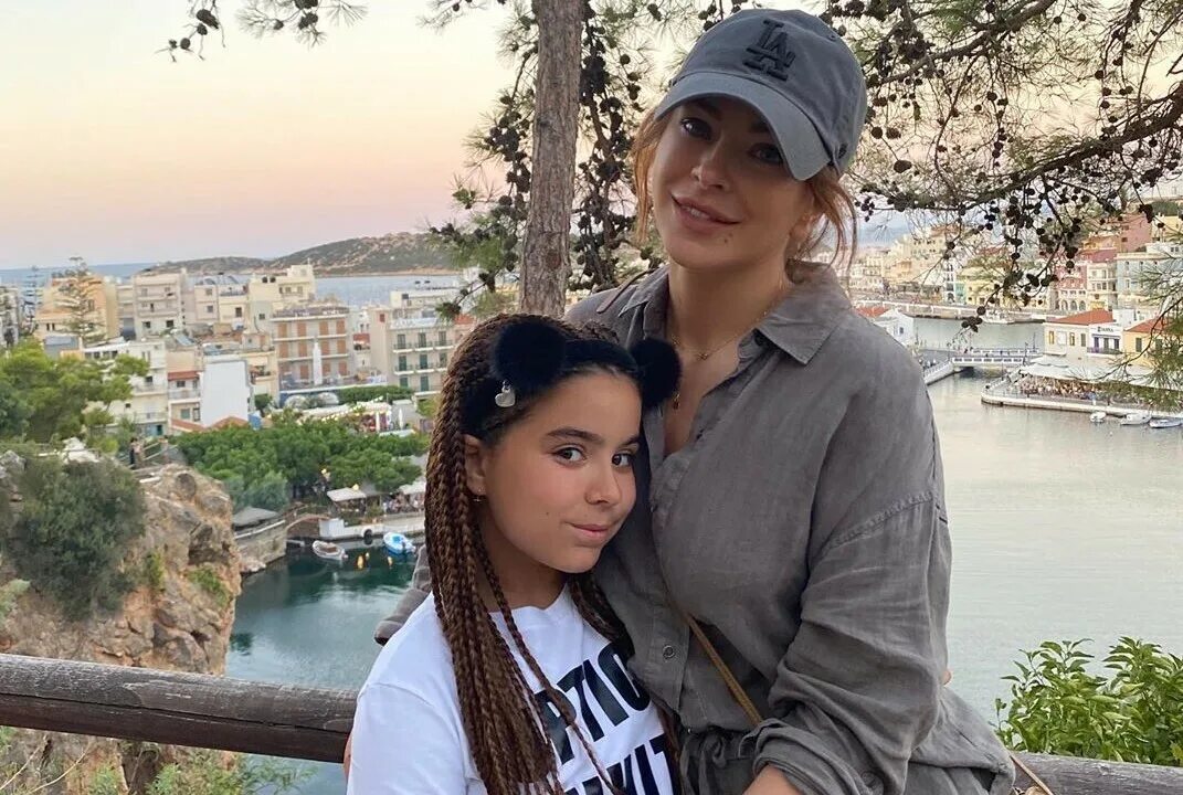 Ани лорак и дочь софия. Дочь ани лорак сейчас 2022. Ани лорак и софия. Дочь ани лорак сейчас 2023. Дочь ани лорак сейчас 2023.