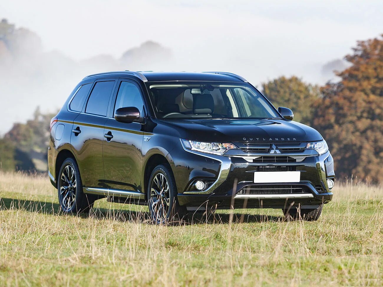 Mitsubishi outlander 2021. Мицубиси аутлендер. Мицубиси outlander 2016. Мицубиси аутлендер 3. Митсубиси паджеро аутлендер.