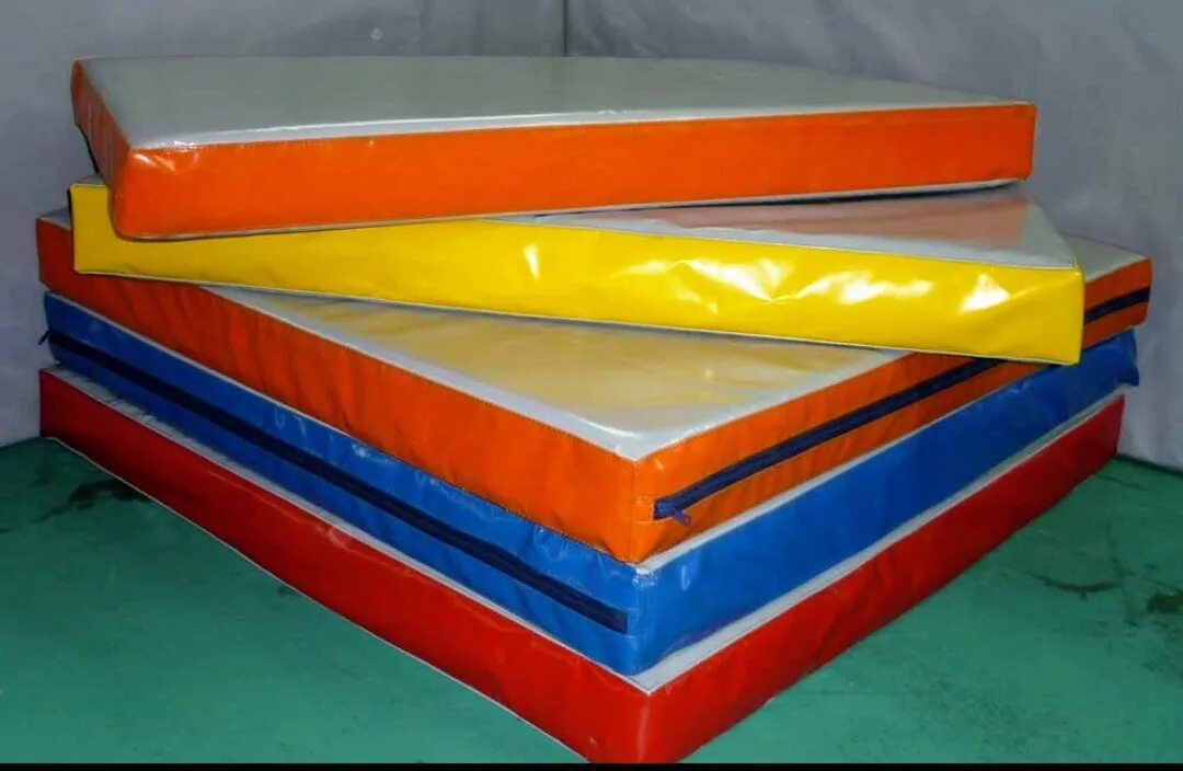 Какие маты можно использовать. Сквернословие слоганы. Нормативы русской речи на производстве. Какие маты можно использовать. Гимнастический мат ролл.