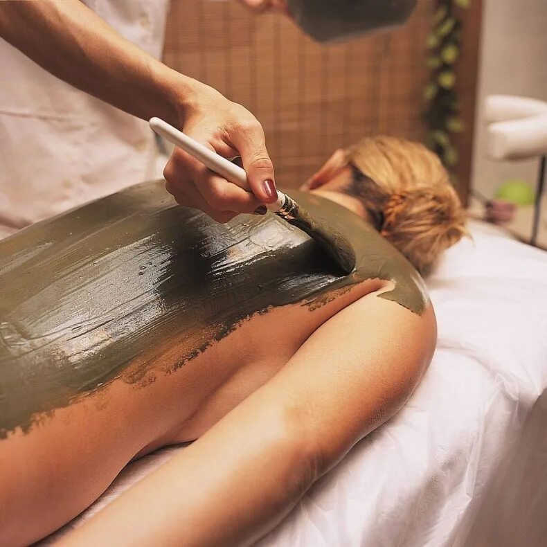 Термоодеяло для обертывания. Спа обертывание. Обертывания стикс термоодеяло. Шоколадное обертывание спа. Обертывание в салоне.