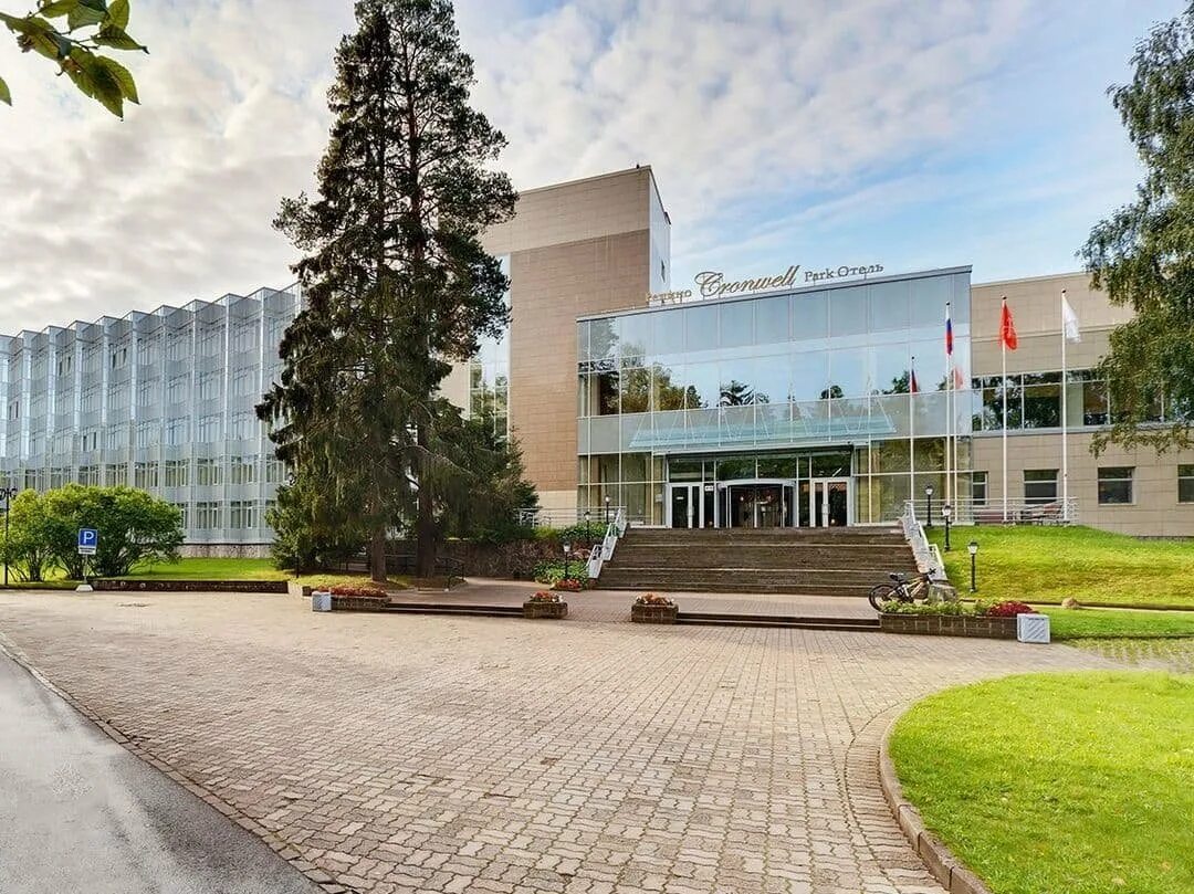 Репино cronwell park отель 4*. Cronwell park. Cronwell park. Cronwell park. Репино парк отель санкт-петербург.