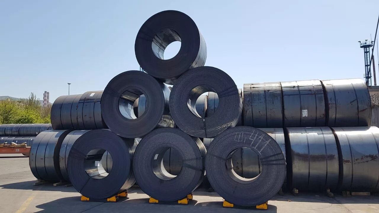 груз цилиндрической формы в полувагоне. груз цилиндрической формы. груз mikado скользящий 2г. огромные цилиндрические грузы. грузы цилиндрической формы на платформе.