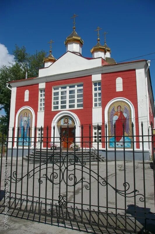 храм архистратига михаила новосибирск. храм архистратига михаила новосибирск. храм михаила архангела новосибирск внутри. церковь архангела михаила, новосибирск, большевистская улица. храм михаила архангела новосибирск.