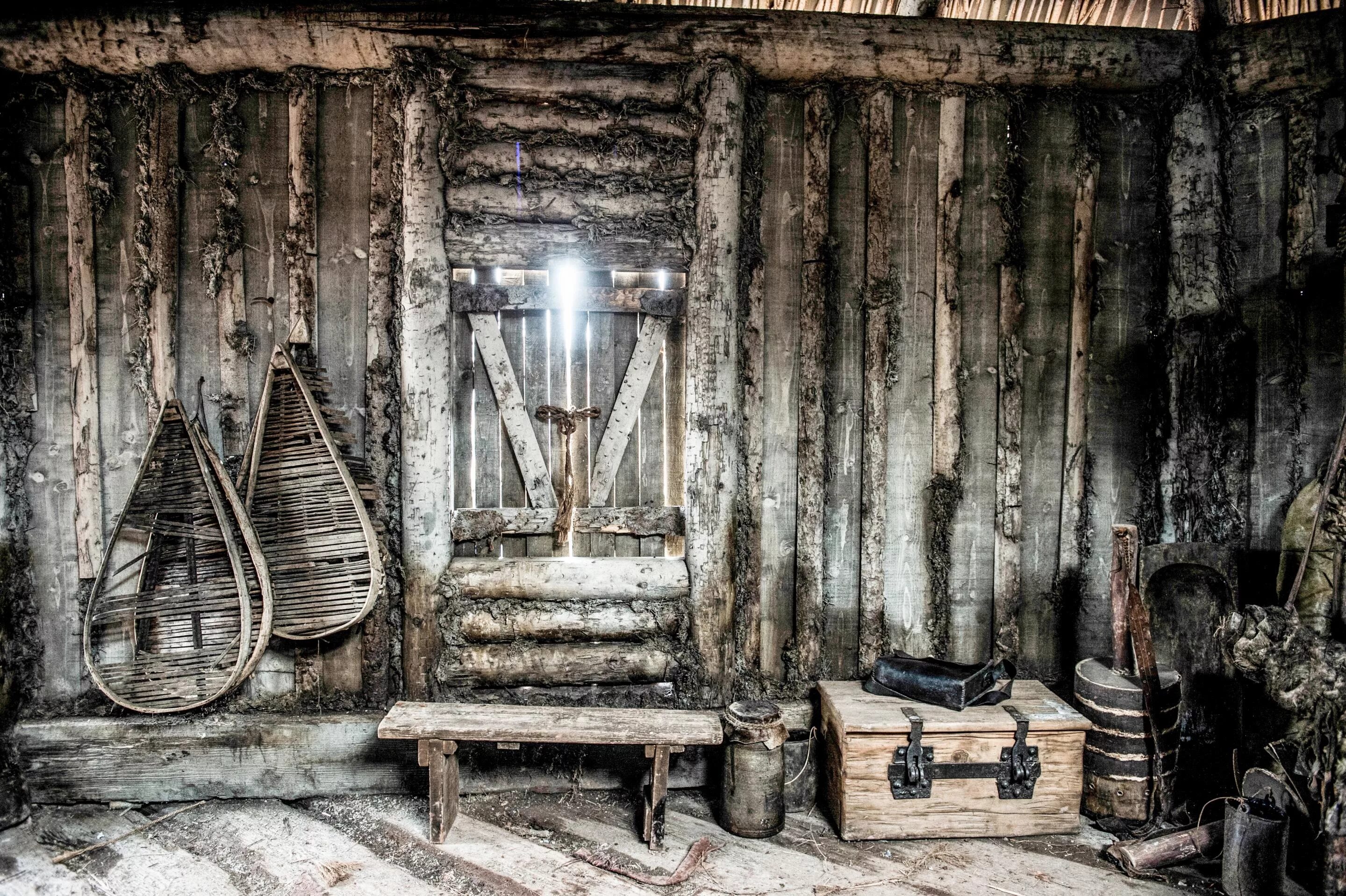 Побег из моей лачуги. Жалкая лачуга. Колин каннингэм побег тюрьмы. Киберпанк тюрьма. Побег из тюрьмы фильм 2008.