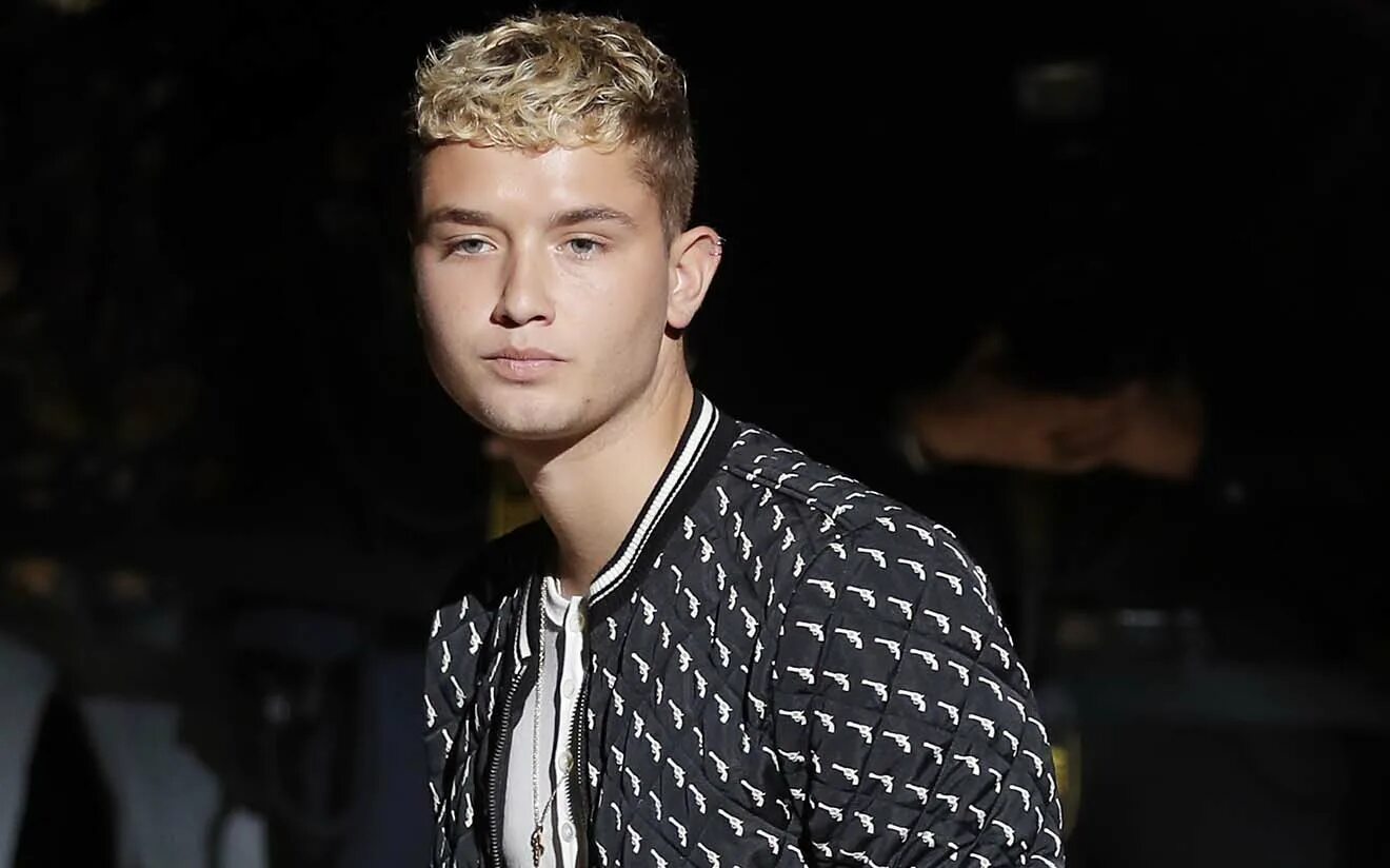 Джуда лоу рафферти. Джуд лоу сын. Джуд и рафферти лоу. Сын джуда лоу. Рафферти лоу 2022.