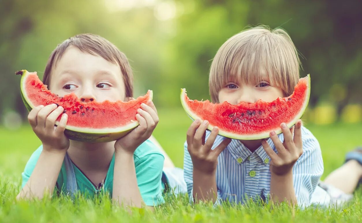 Summer quotes. My favourite season summer. Пляж с отдыхающими. Senses summer breeze. Духи адопт summer crush.