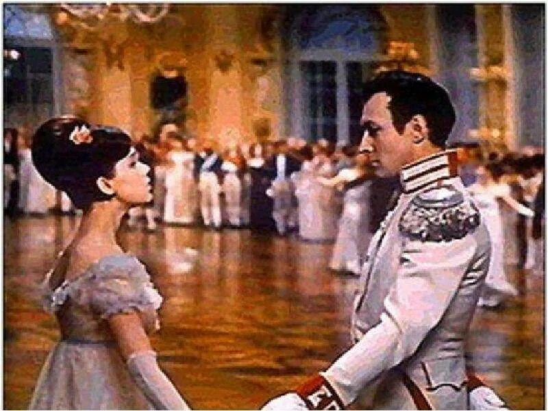 Андрей болконский и наташа ростова первый бал. Андрей болконский и наташа ростова первый бал. Бал наташи ростовой война и мир. Андрей болконский и наташа ростова на первом балу. Эпизоды в фильме война и мир с наташей ростовой.