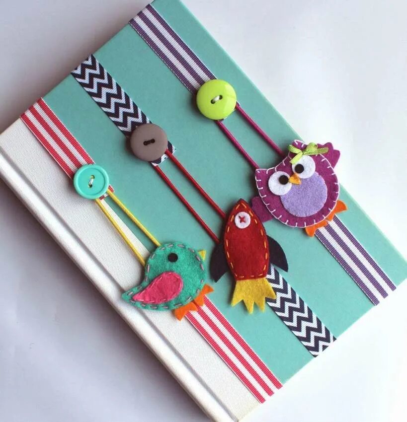 Закладки для книжек из картона. Необычные закладки для книг. Оригинальная закладка своими руками. Оригинальная закладка своими руками. Закладка для книг.