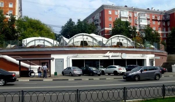 Москва улица строителей дом 4. Ул строителей 4 стр 2. 4 москва. Прогресс, москва, улица строителей. Красные дома улица строителей 4.